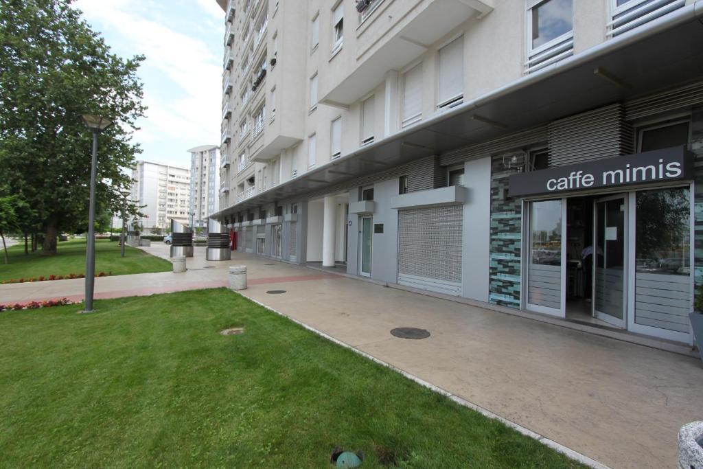 New Belgrade Apartments, Parking 5 Eur Per Day Pokoj fotografie